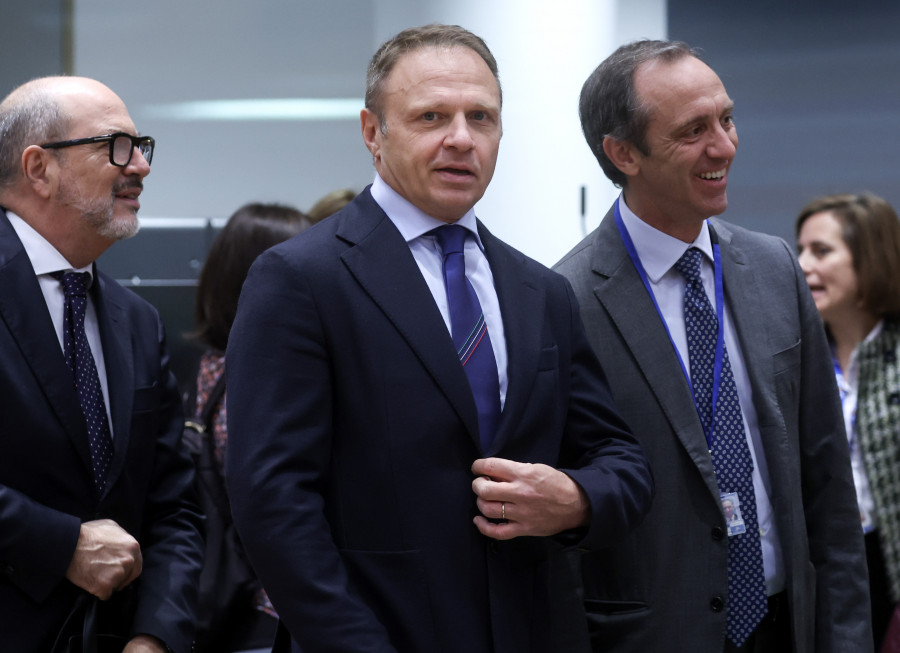 Un ministro italiano detiene un tren de alta velocidad para acudir a un acto institucional