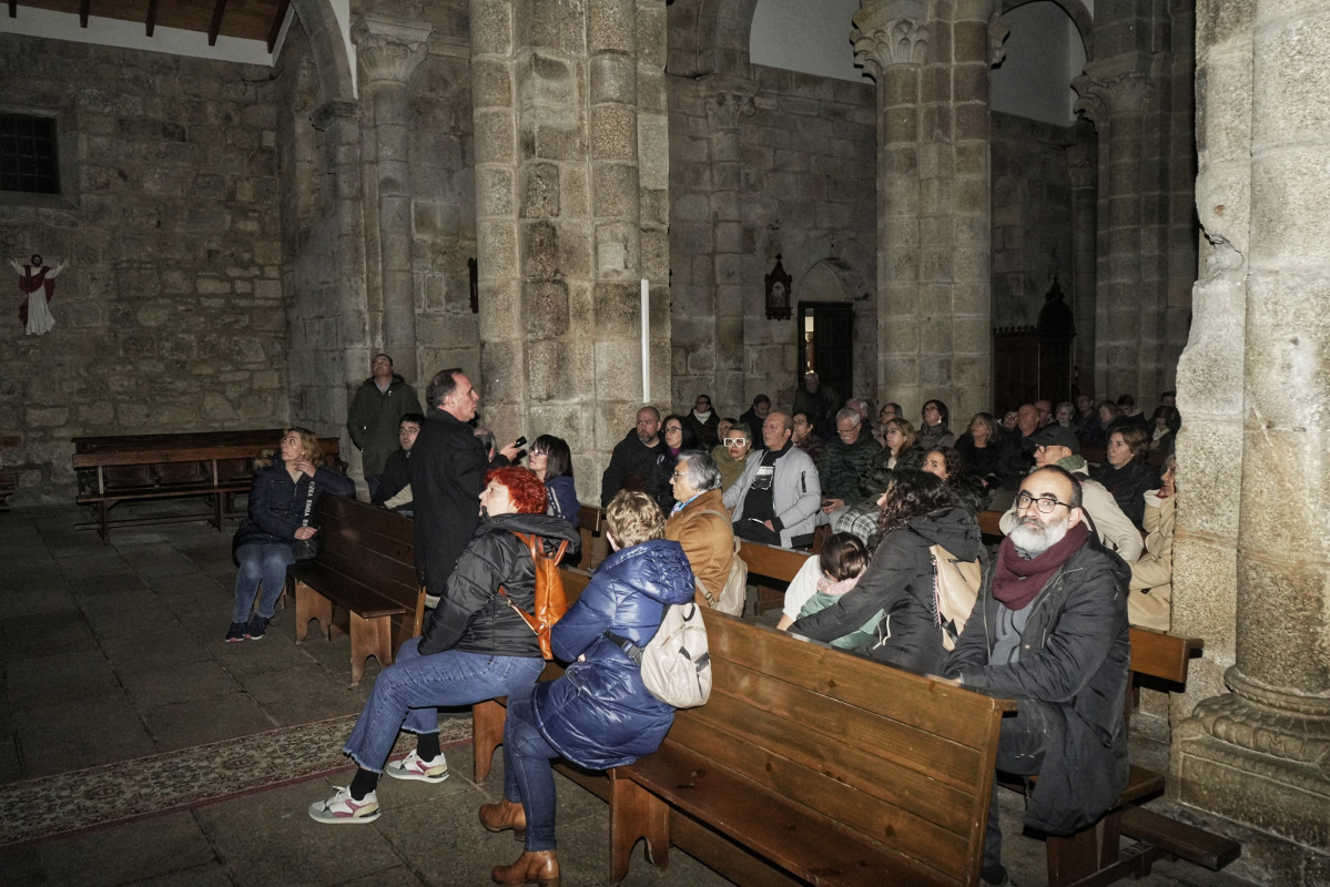 FOTO CAMBRE  Visita nocturna iglesia Santa Maria 4