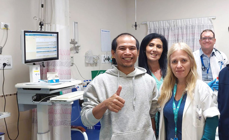 Los rehenes israelíes liberados ayer se encuentran en buen estado de salud