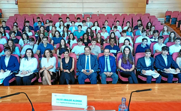 La UDC oferta más de 60 proyectos tecnológicos para los bachilleratos