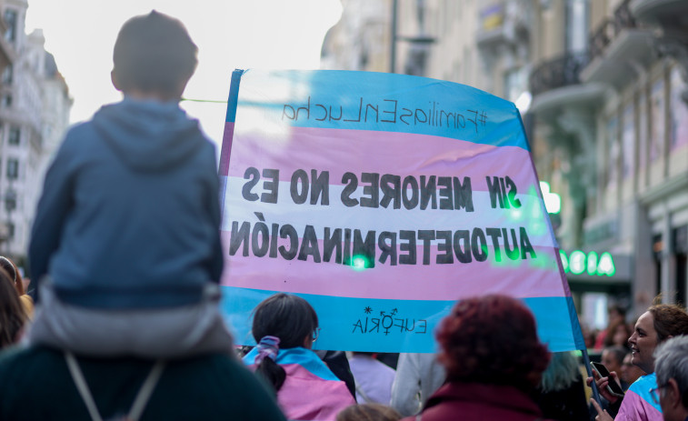 Las familias del colectivo Lgtbi+ ganan al año casi un 20% menos que las del resto de la población