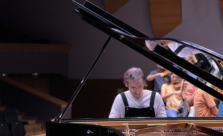 La OSG presenta en A Coruña a Alexandre Kantorow, la nueva sensación mundial del piano