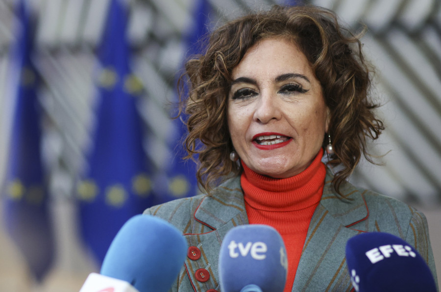 Hacienda anuncia que elevará el mínimo exento en el IRPF en 2024 para adecuarlo a la subida del SMI