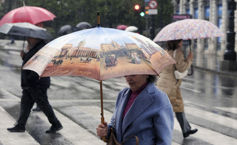 Chubascos y temperaturas en descenso para este martes en Galicia