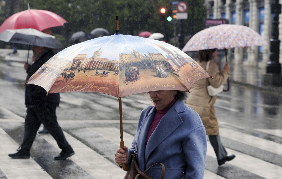 Chubascos y temperaturas en descenso para este martes en Galicia