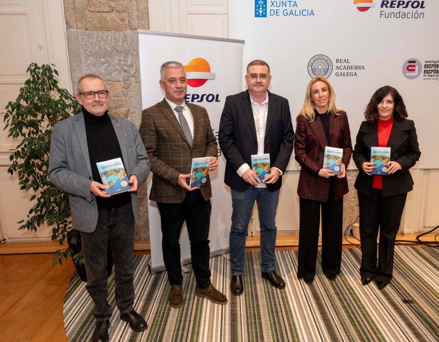 Francisco Fernández Davila recibe o premio de narrativa breve Repsol pola súa obra "Groenlandia"