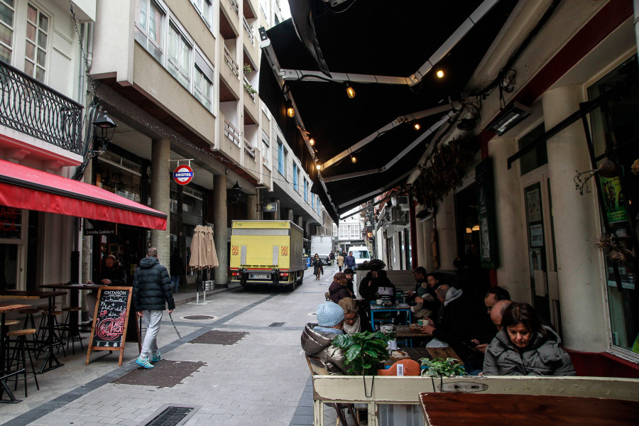 La hostelería y el ocio nocturno de A Coruña tendrán 24 días de horario ampliado