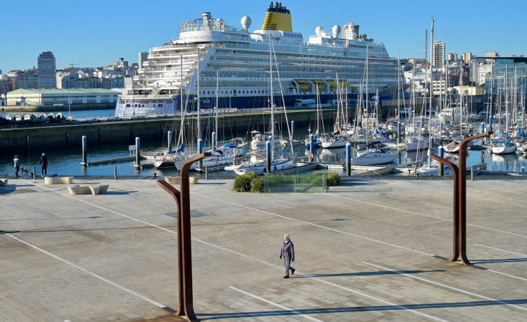 El ‘Spirit of Adventure’ despide las escalas de cruceros en A Coruña hasta 2024