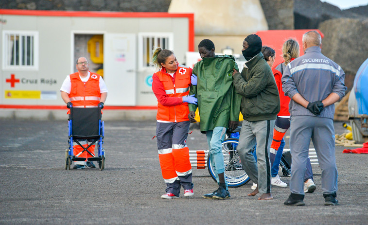 España expulsó a 1.592 migrantes y devolvió a 392 durante el primer semestre de 2023, un 15,6% de las entradas