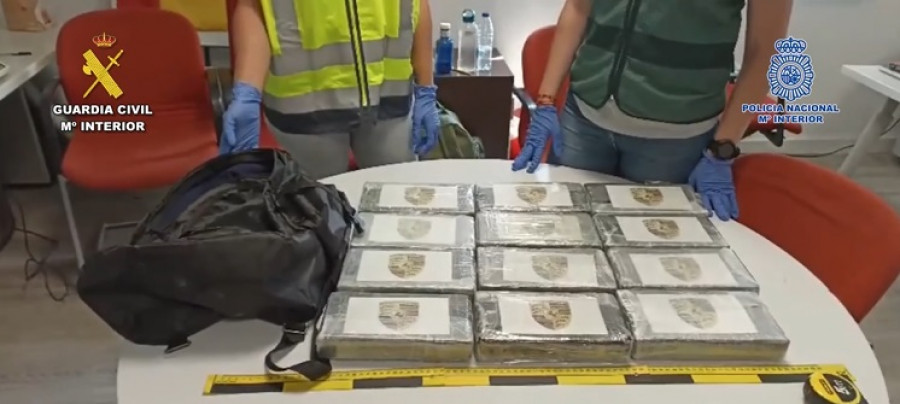 Cae una red de trabajadores que traficaba con cocaína en el aeropuerto de Barajas