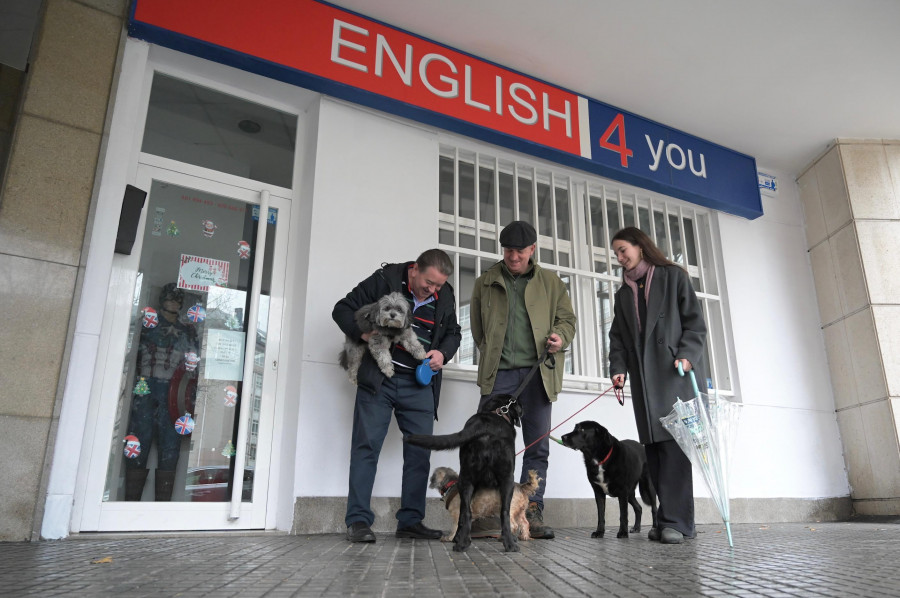 Dog walking: Los coruñeses dejan de estar 'caninos' en inglés