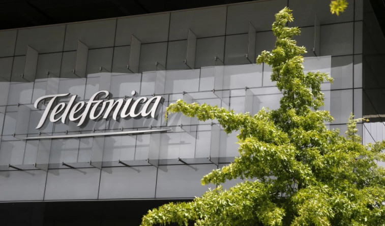 Telefónica investiga un 'hackeo' en Movistar que afecta a datos de clientes