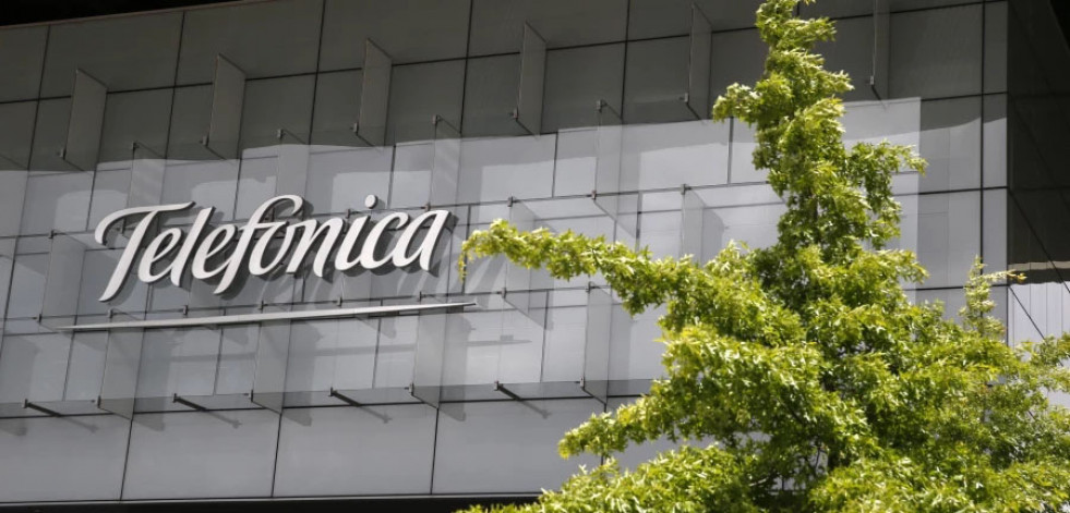 Telefónica investiga un 'hackeo' en Movistar que afecta a datos de clientes