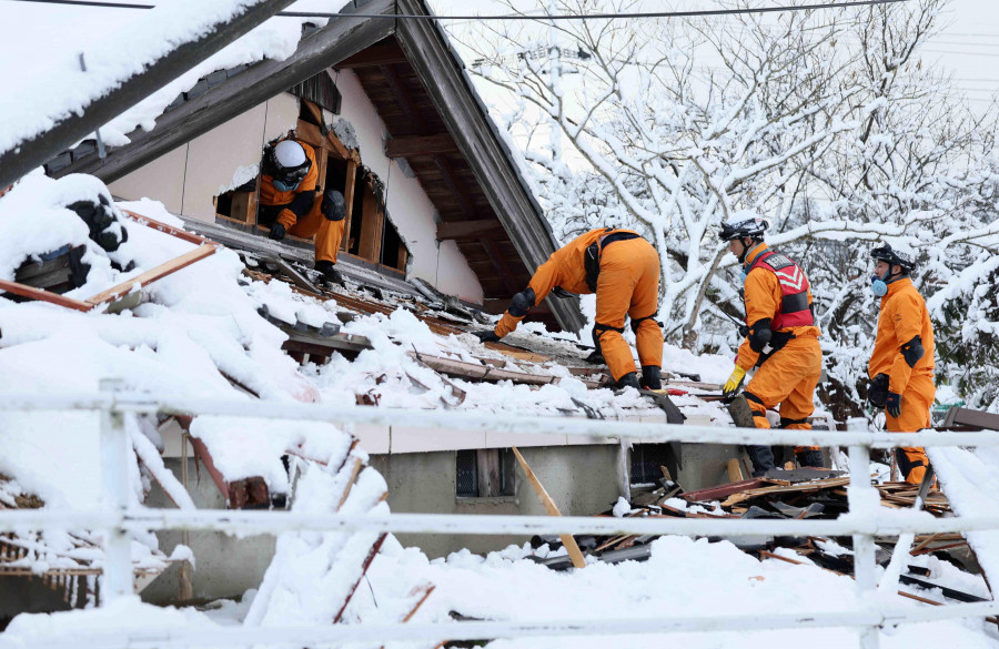 Unos 300 desaparecidos y 168 muertos en el terremoto de Japón una semana después