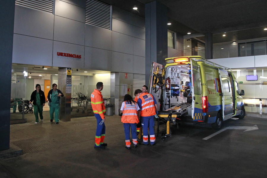 Casi 200 personas continúan ingresadas por gripe y covid en el Hospital de A Coruña
