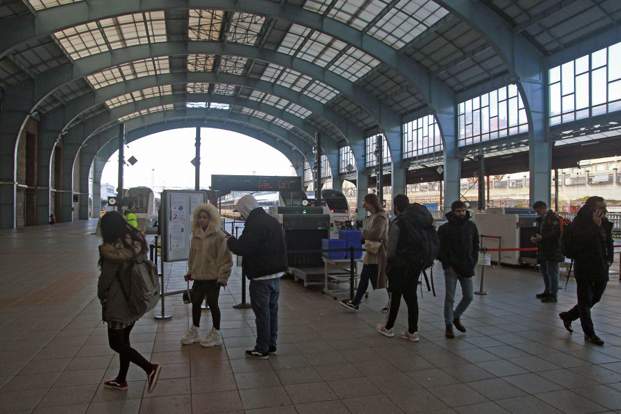 Renfe activa 2.000 plazas extra entre Galicia y Madrid esta Semana Santa