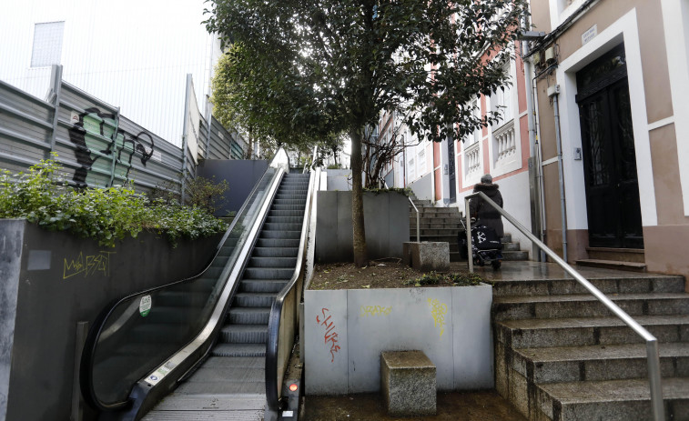 Las escaleras de A Coruña que ni suben ni bajan