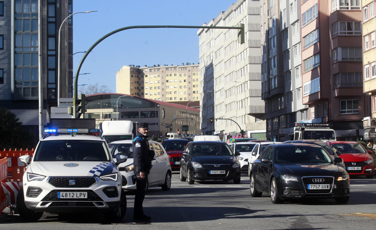 Atropella a un peatón en A Coruña, se da a la fuga y acaba identificado