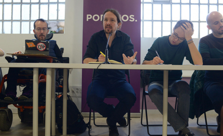 Podemos cumple diez años cruzando los dedos para no disolverse