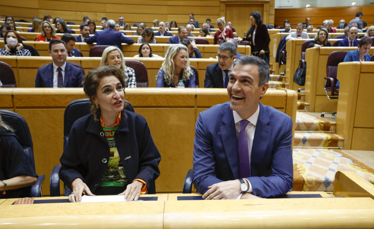 Sánchez celebra la reforma constitucional: 