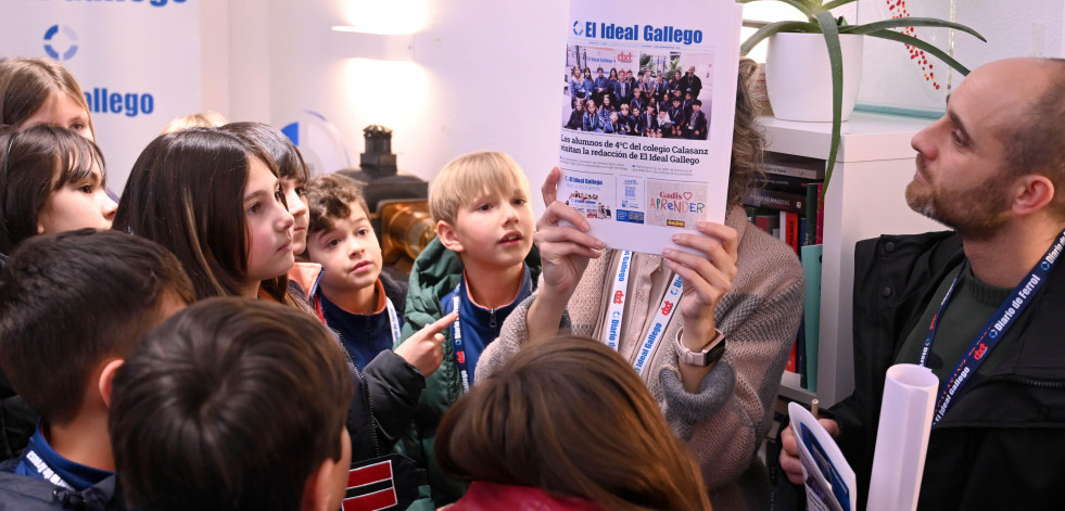 Visita del colegio Calasanz a El Ideal Gallego