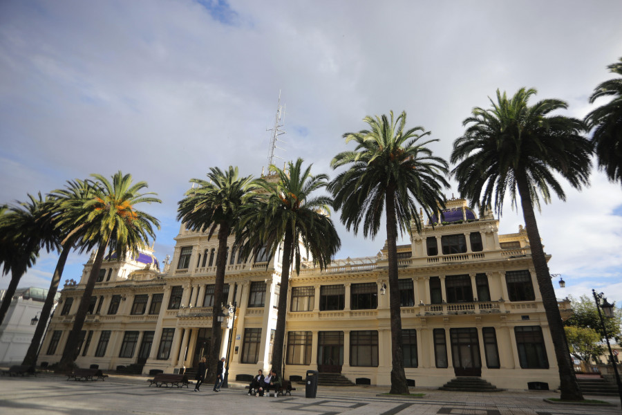 El ministro Escrivá liga el futuro de Aesia con la Universidad en A Coruña