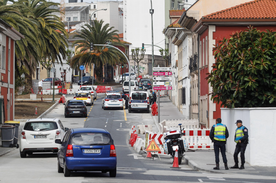 A Coruña amplía el carril bici y reforma la pasarela de Santa Margarita