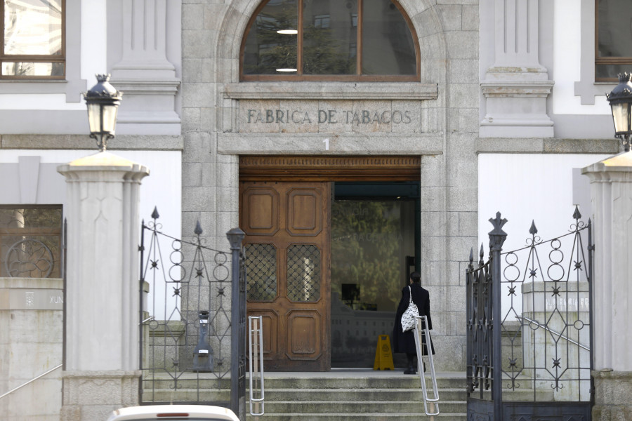 Piden tres años para un empresario de Bergondo que no dio de alta a 17 empleadas de un club de alterne