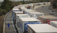 Reabierta la autopista entre España y Francia tras quedar cientos de camioneros bloqueados