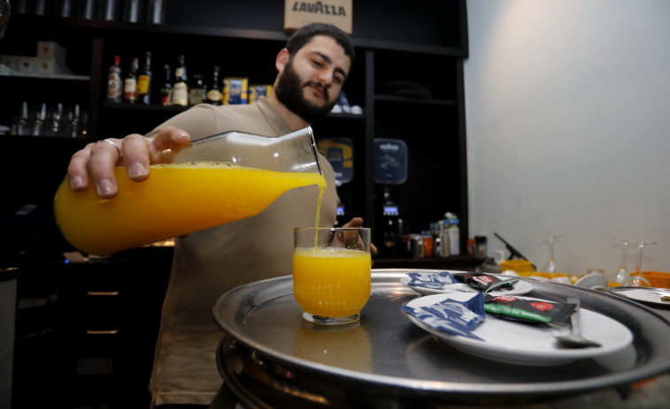 El zumo de naranja exprime el bolsillo de los coruñeses