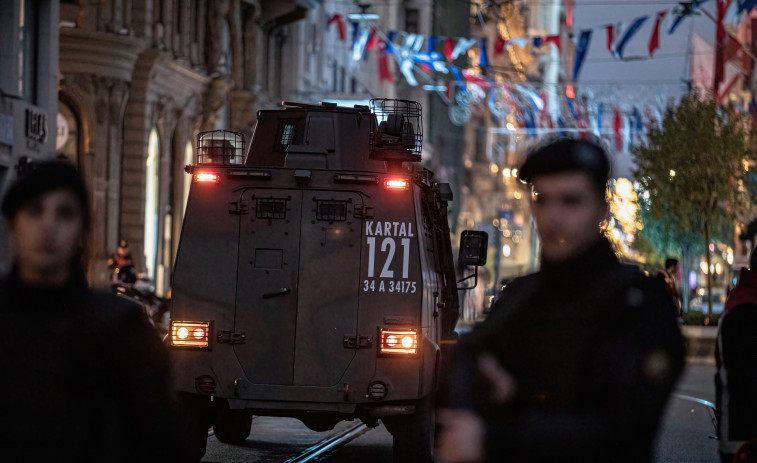 Un tiroteo durante la misa en una iglesia católica de Estambul deja un muerto
