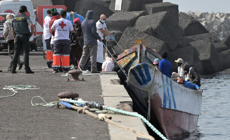 Continúa la llegada masiva de migrantes a las Canarias en un fin de semana con al menos cinco fallecidos