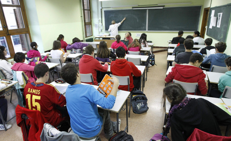 Galicia y otras cuatro comunidades logran situarse por debajo  de la media europea en abandono escolar