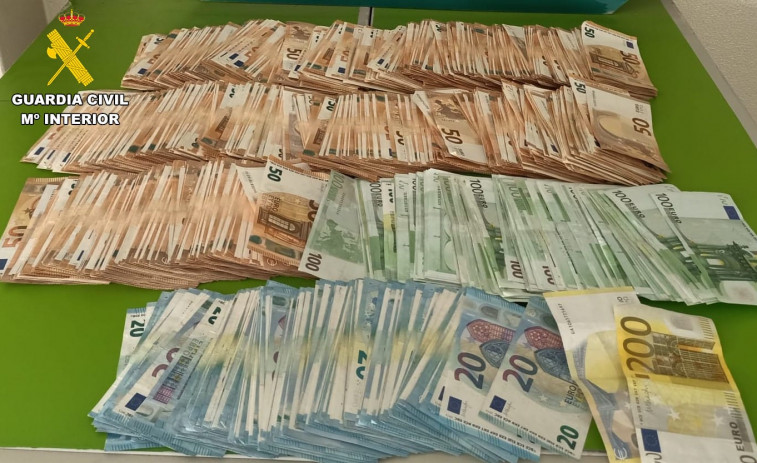 Detenido un vecino de Arteixo por robar casi 90.000 euros