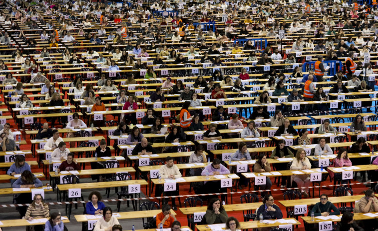 Una opositora embarazada hará, por primera vez, su examen desde fuera de Galicia