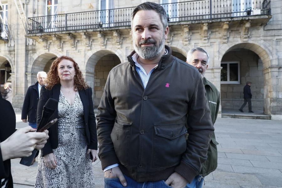 Abascal afea a Rueda el "gigantesco insulto" de decir que Vox no tiene sitio en Galicia