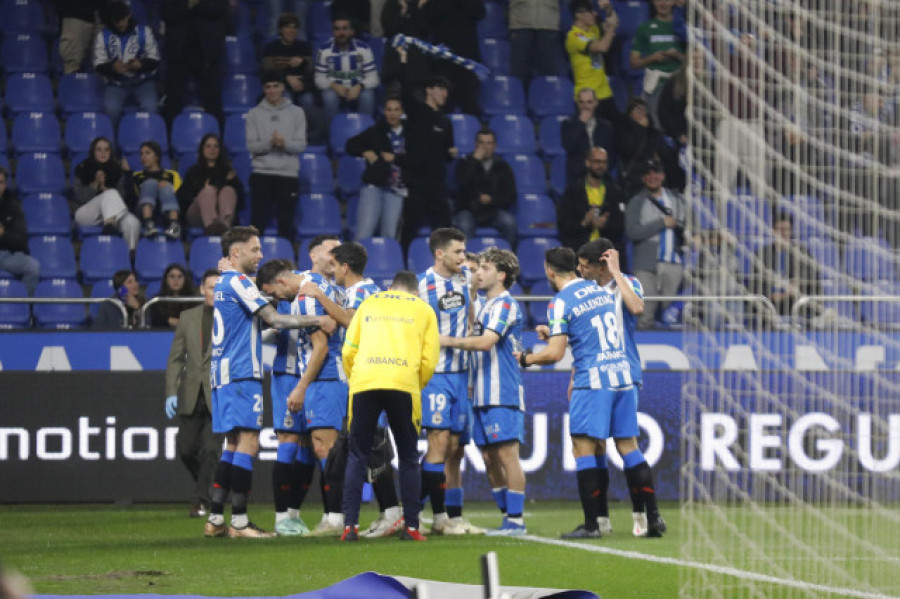 El Depor no quiere bajarse de la cresta de la ola en Las Gaunas