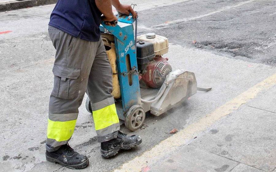 A Coruña mejora el saneamiento en Cuatro Caminos y A Zapateira
