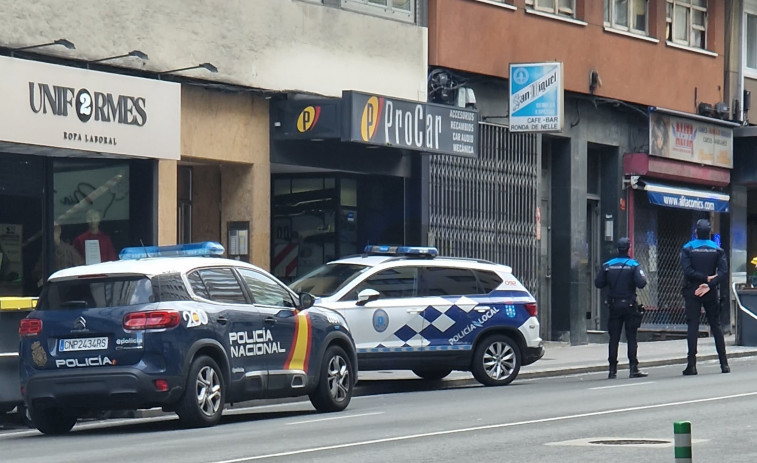 La Policía de A Coruña vuelve a intervenir en el edificio okupado de la ronda de Nelle