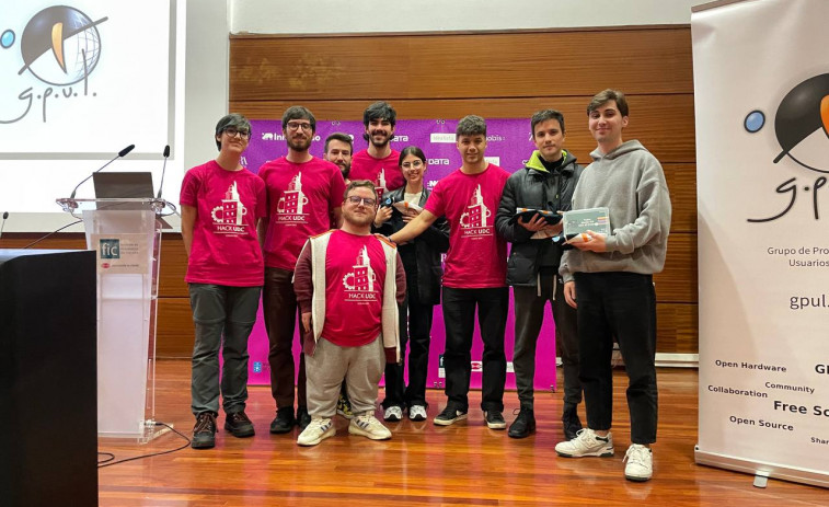 La facultad de Informática acoge este fin  de semana la segunda edición de ‘Hackudc’