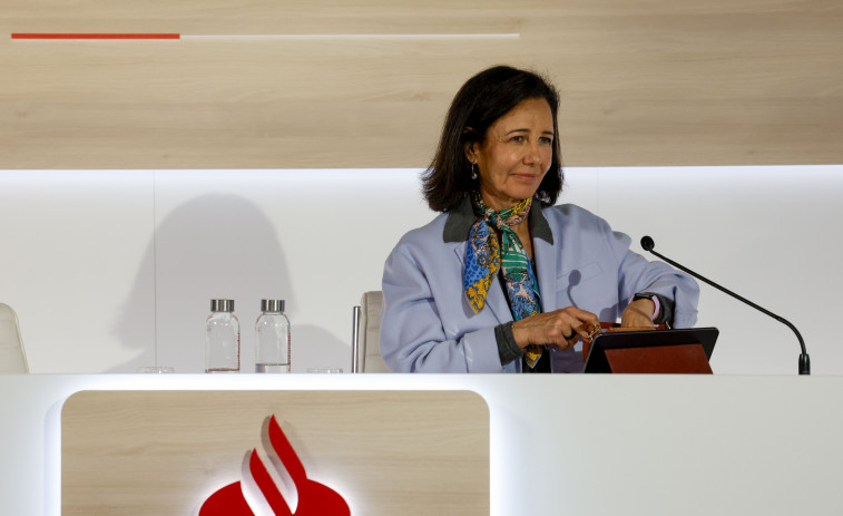 Ana Botín ganó 12,24 millones euros en 2023, un 4,2 % más con un beneficio récord