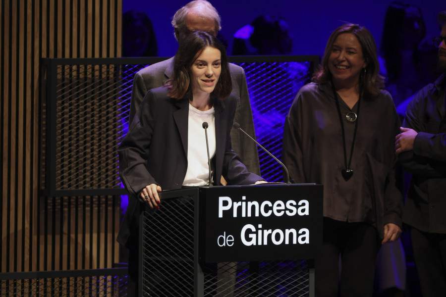 La intérprete Victoria Luengo recibe el Premio Princesa de Girona de Arte 2024