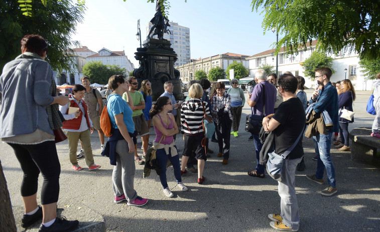 Mariñas Coruñesas obtiene el certificado de calidad turística para las once oficinas de todo su territorio