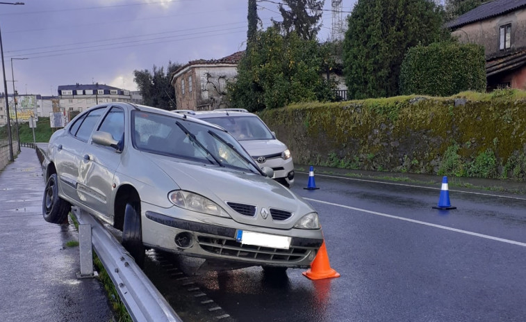 Dos accidentes dejan varios heridos leves en Arteixo y Cambre