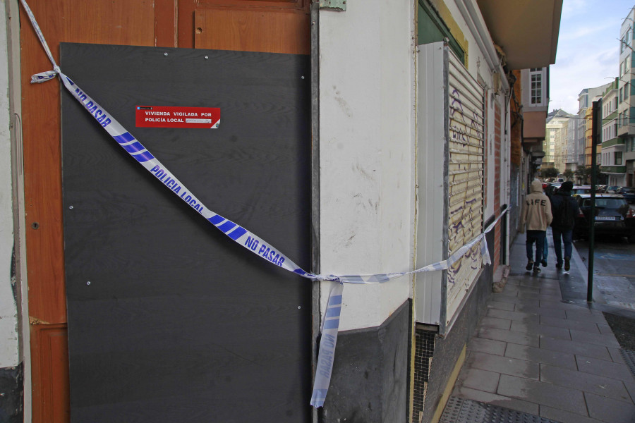 Los vecinos de Os Mallos, en alerta por nuevos allanamientos en el barrio