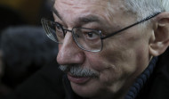 Rusia condena a 2,5 años a Oleg Orlov, líder de Memorial y Nobel de la Paz en 2022