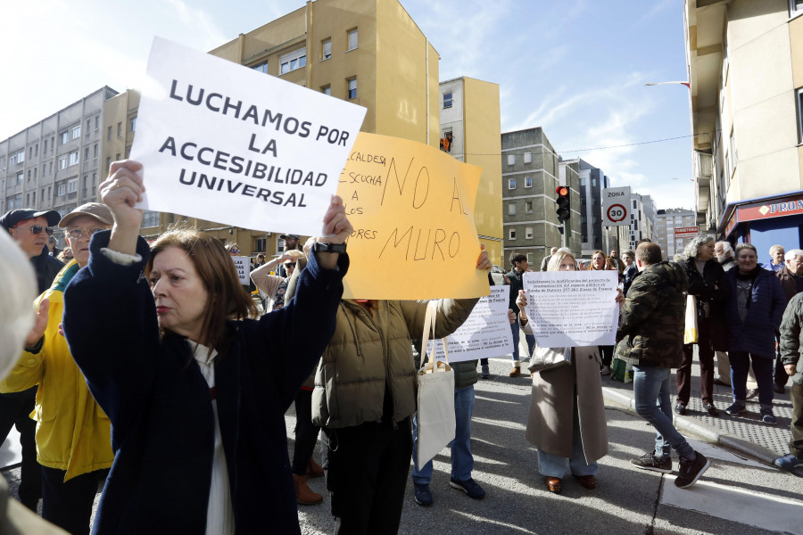 Dos condiciones "innegociables" por parte de los vecinos de las Casas de Franco en A Coruña