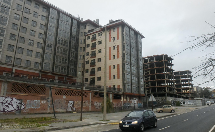 La Sareb planea poner a la venta el esqueleto de la avenida de Finisterre