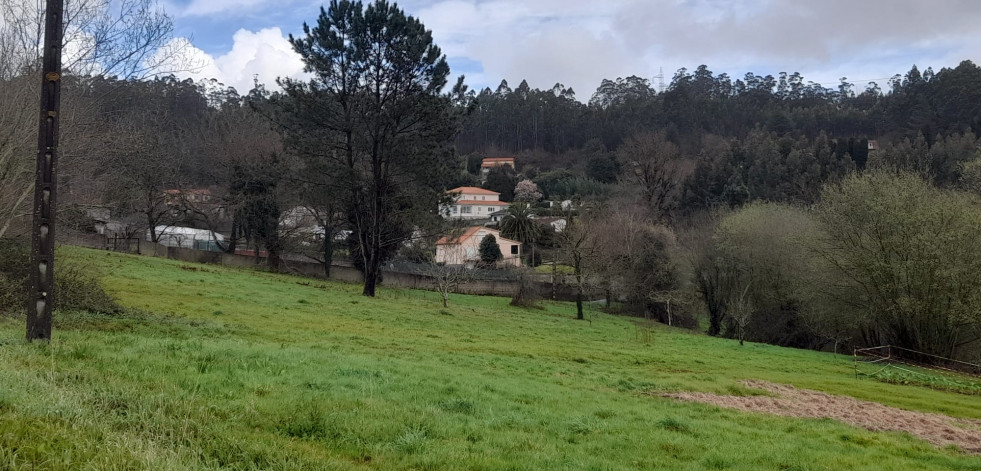 Abegondo negocia municipalizar las calles de la urbanización de Limiñón