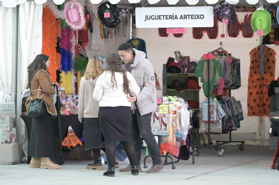 El área metropolitana se entrega a las ‘gangas’ en las ferias de oportunidades de Arteixo y Betanzos